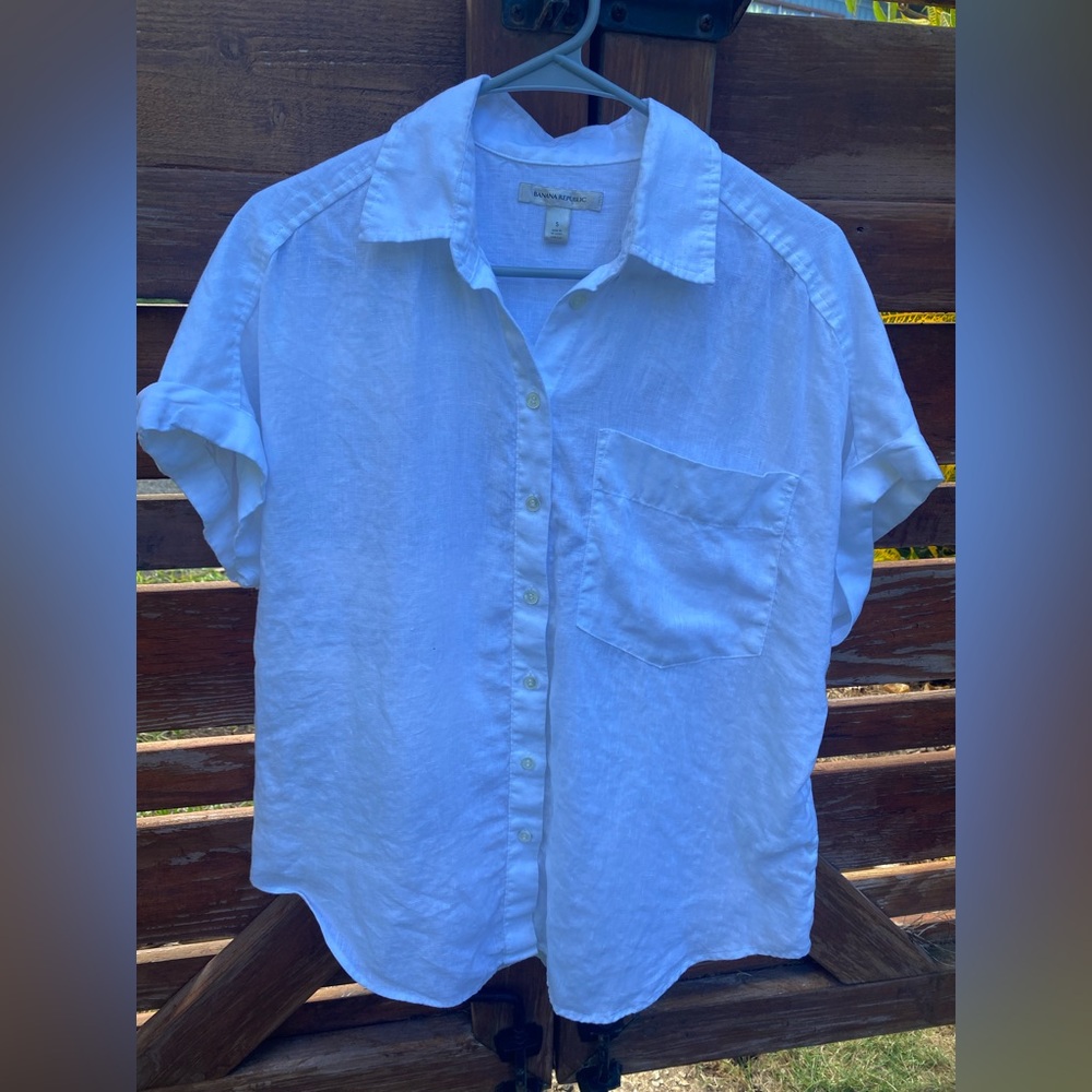 Banana Republic Crisp White Linen Shirt